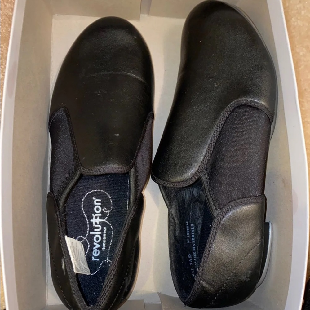 Tap shoes